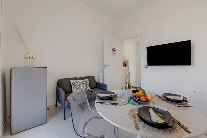 Gîte pour 4 personnes, avec Balcon à Loano - 3