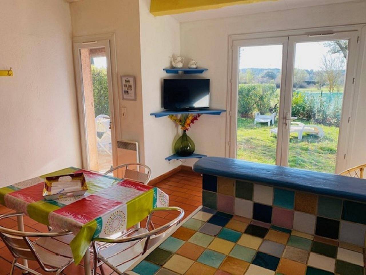 Location meublée, piscine, animaux, jardin, wifi in Lorgues, Région de Draguignan