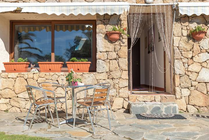 Entire apartment, Villa Smeralda 9 – Family Apartment with Pool near Olbia in Telti, Olbia-Tempio
