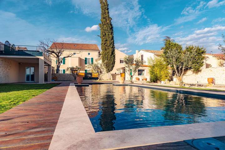 Chambre d’hôte pour 5 personnes, avec terrasse ainsi que piscine et jacuzzi dans le Vaucluse - 3