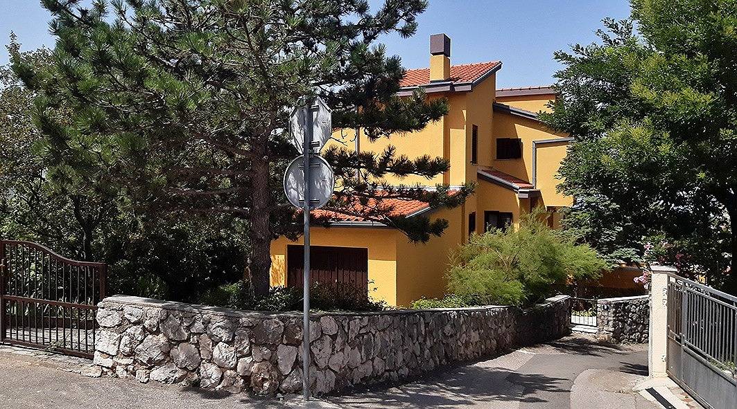 Ganze Wohnung, 2-Zimmer-Ferienwohnung mit Terrasse Klenovica, Novi Vinodolski A-23926-a in Klenovica, Primorje-Gorski Kotar