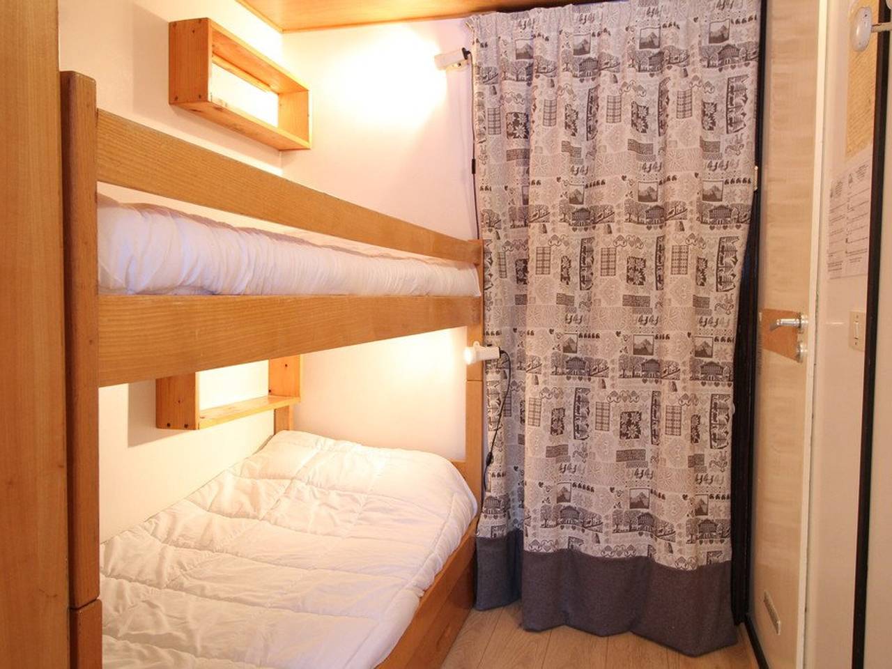 Studio entier, Studio confortable 4 pers, au pied des pistes de Flaine avec balcon in Flaine, Magland