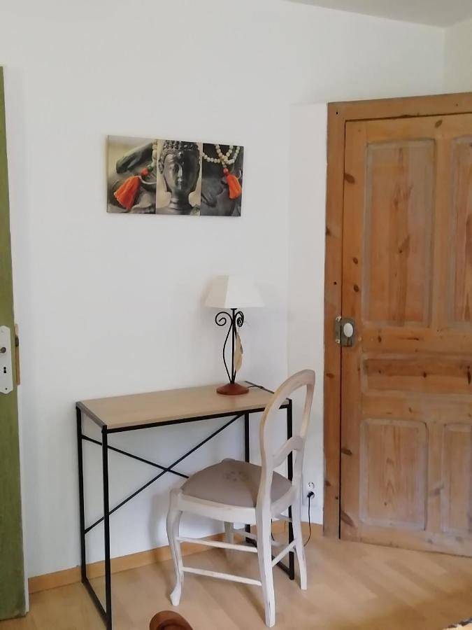 Gîte pour 2 personnes, avec vue ainsi que terrasse et jardin à Le Girouard - 2