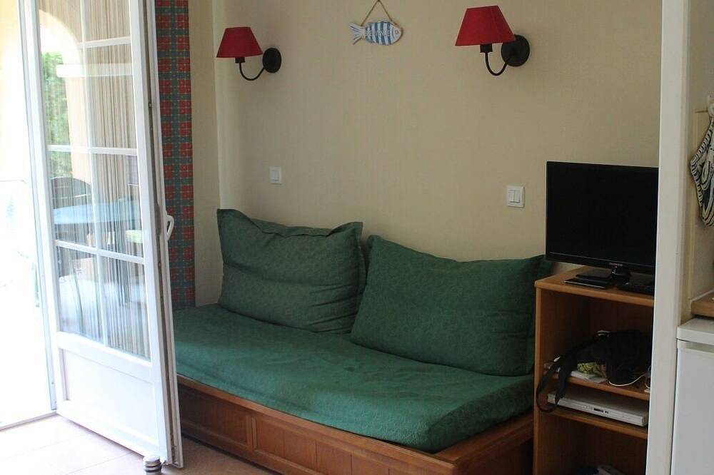 Apartamento entero, Appartement 2 Pièces - 4/5 Personnes - Piscine Chauffée - Lac in Monflanquin, Región de Villeneuve-sur-Lot