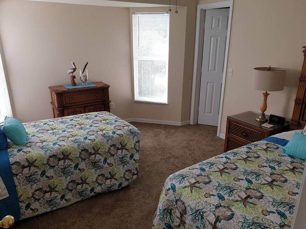 Stunning Sandpiper Bay Home. Heated Pool and Spa. in Port St. Lucie, St. Lucie County