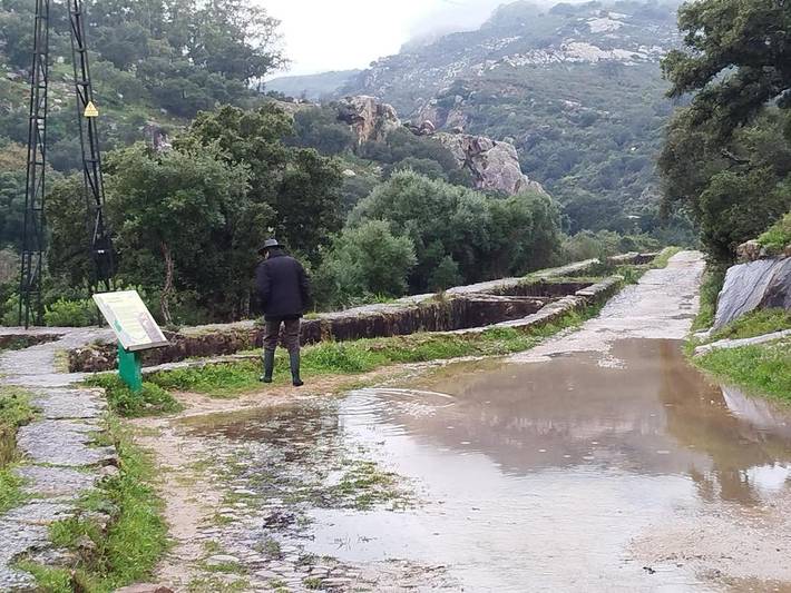 Casa rural para 6 personas, con Balcón y Terraza además de Jardín y Piscina en Jimena de la Frontera - 2