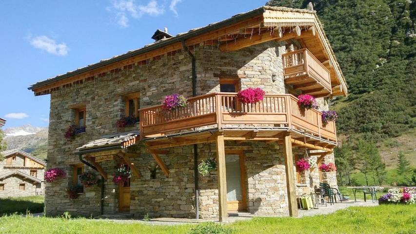 Chalet pour 6 personnes, avec vue et jardin à Bonneval-sur-Arc