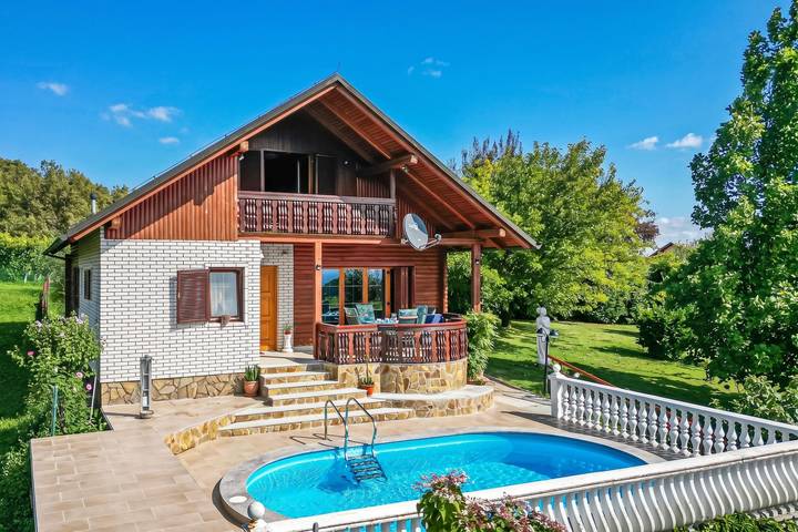 Vakantiehuis voor 5 personen, with terras and sauna as well as kinderzwembad and zwembad, kindvriendelijk - 1