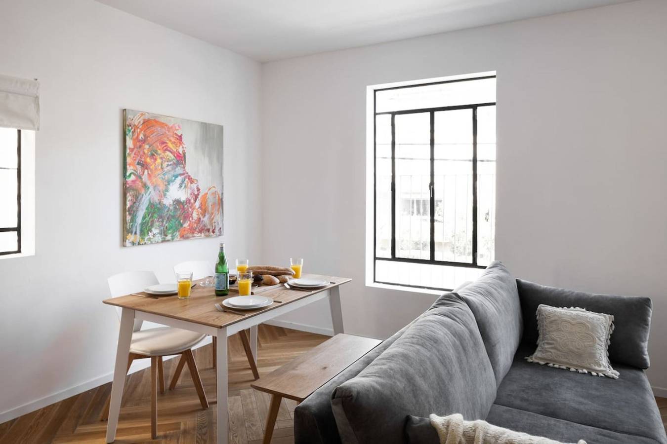 Apartamento entero, Spacious & Modern 3Bd Apt by Sea N' Rent in Tel Aviv, Distrito de Tel Aviv