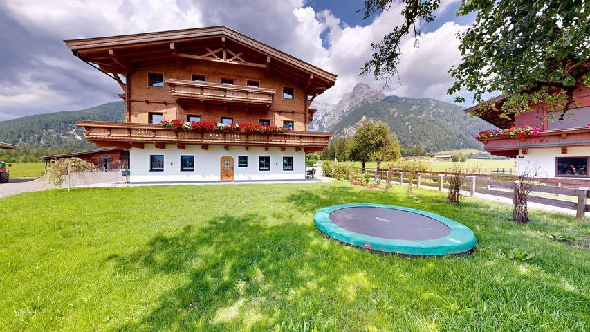 Bauernhof für 6 Personen, mit Balkon in Sankt Ulrich am Pillersee
