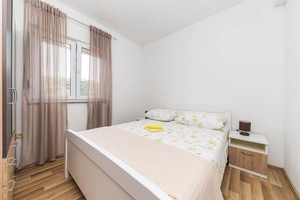 Geheel appartement, Prachtig appartement in Sevid met Wifi in Sevid, Split-Dalmatië