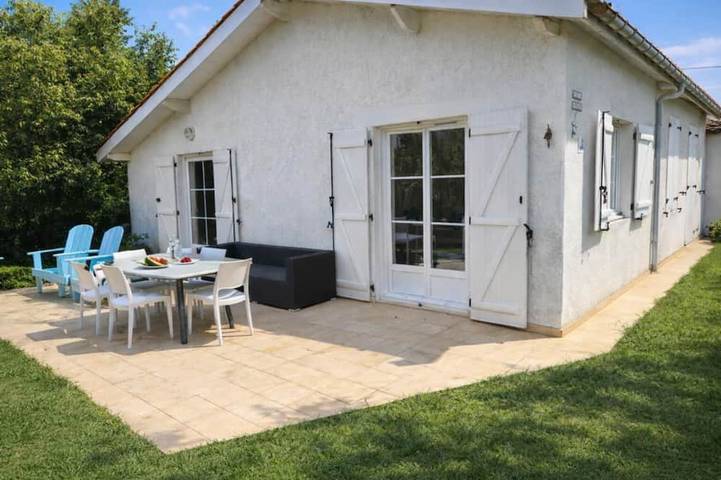 Location de vacances pour 8 personnes, animaux acceptés à Talais
