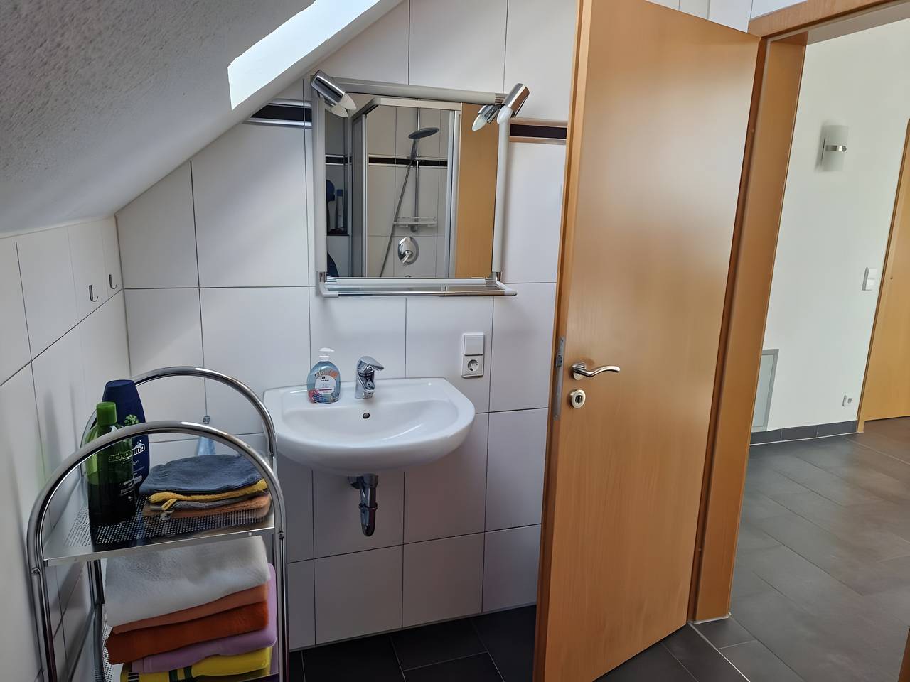 Ganze Wohnung, Ferienwohnung 'Goelz' mit Seeblick, Wlan und Klimaanlage in Bad Schussenried, Landkreis Biberach