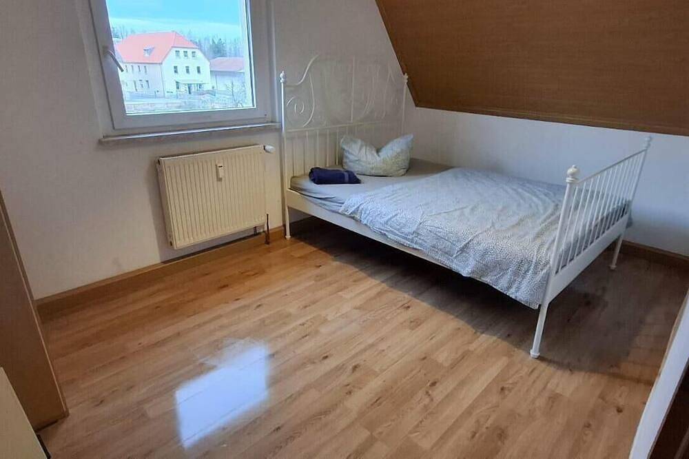 Ganze Wohnung, Flat for 6✭best price for month✭ best for workers in Elsteraue, Burgenlandkreis