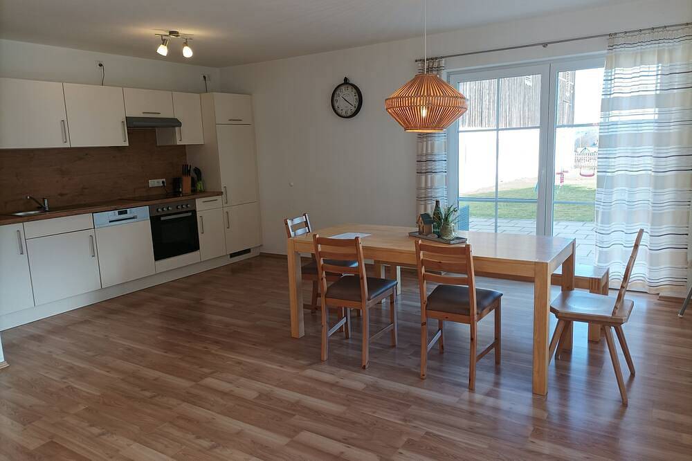 Apartamento entero, Schöne Ferienwohnung in Bierdorf Wenige Minuten vom Ammersee Entfernt in Dießen am Ammersee, Lago Ammer