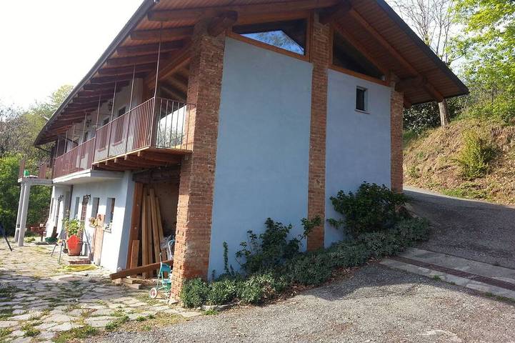 Location de vacances pour 4 personnes, avec Balcon et Jardin à Manta