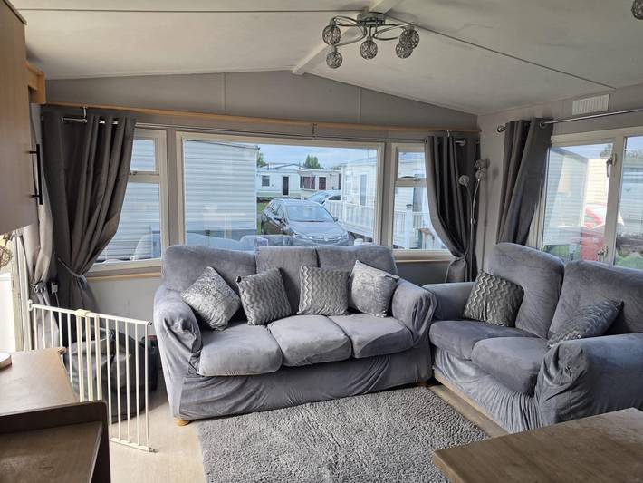 Chalet for 8 people, with balcony in Chapel St. Leonards