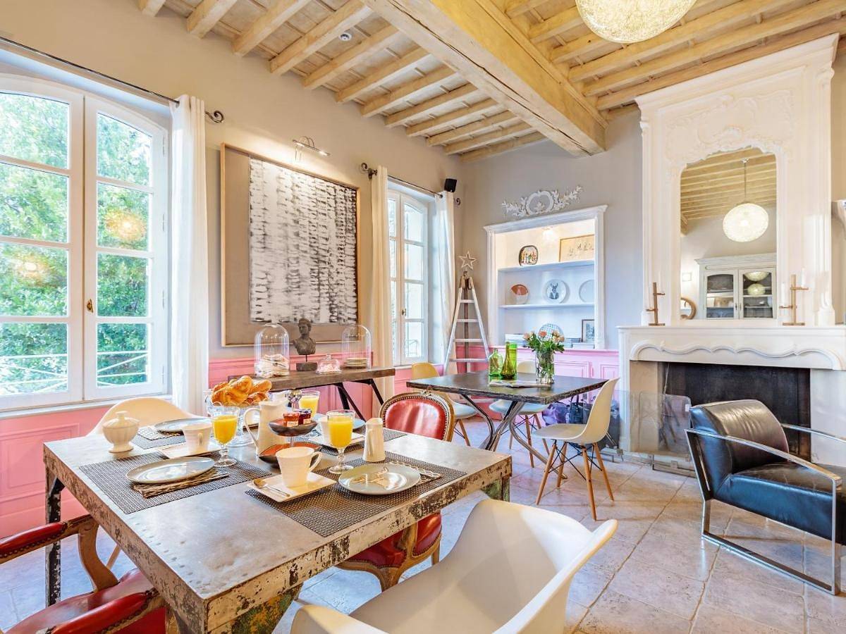 Hôtel La Suite in Villeneuve-lès-Avignon, Région de Nîmes