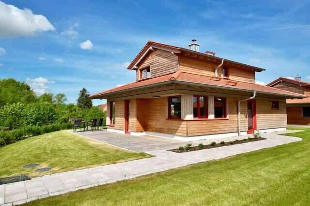 Ferienhaus Leben.Pur Bio-Ferienhaus aus Holz in Damshagen, Nordwestmecklenburg (Wismar und Umgebung)