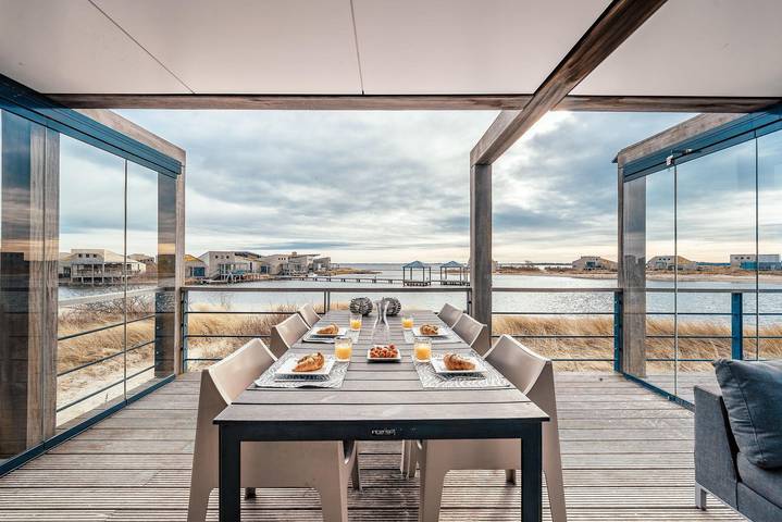 Villa for 6 people in South Holland