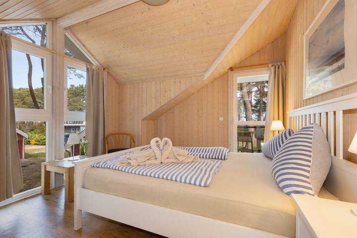 Ferienhaus für 8 Personen, mit Whirlpool und Sauna sowie Balkon, mit Haustier in Mönchgut-Granitz - 4