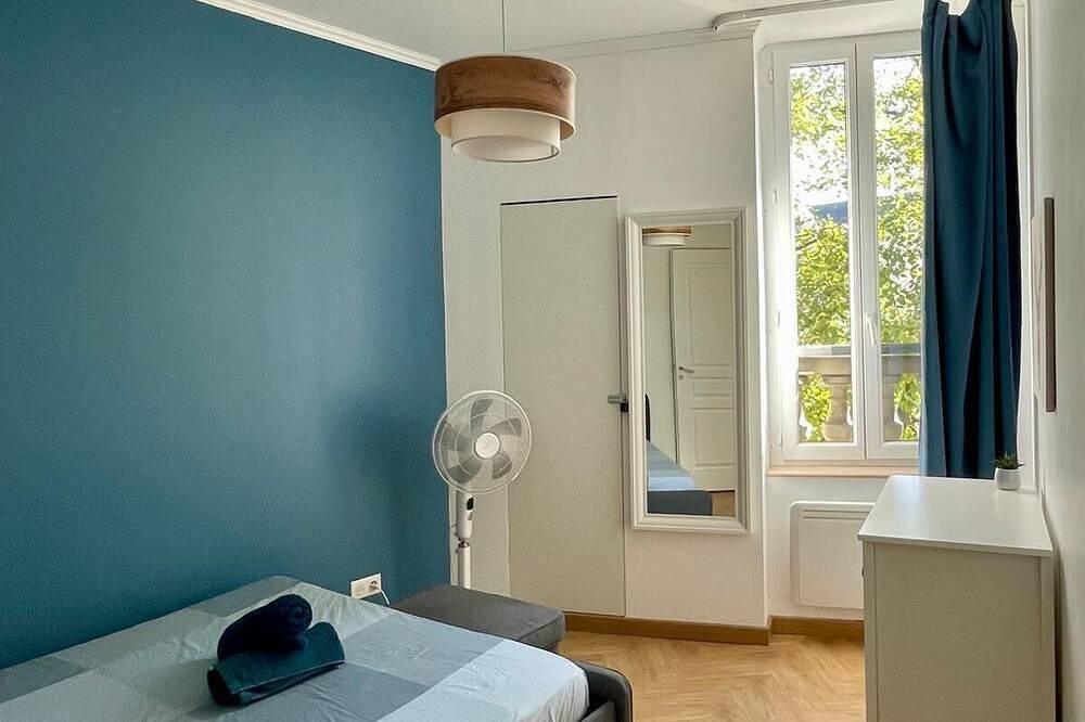 Entire apartment, Le Clos De Saint Jo - Dijon center T3 in Dijon, Dijon region