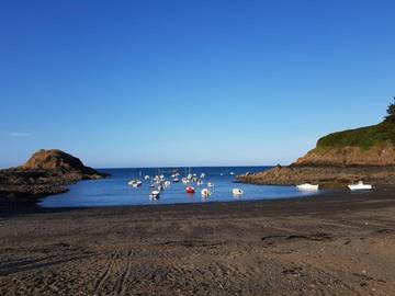 Location de vacances pour 7 personnes, avec terrasse à Tréveneuc