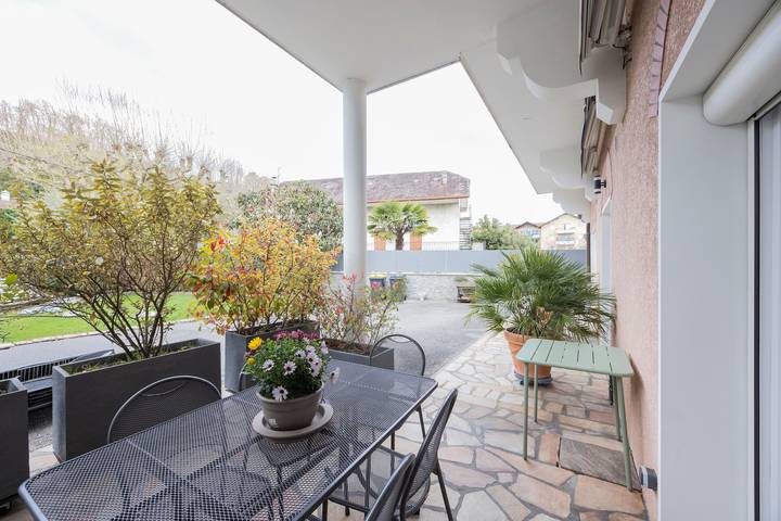 Apartamento entero, Villa Andrea - Apartamento T3 para 6 personas, 57 m² in Aix-les-Bains, Chambéry region