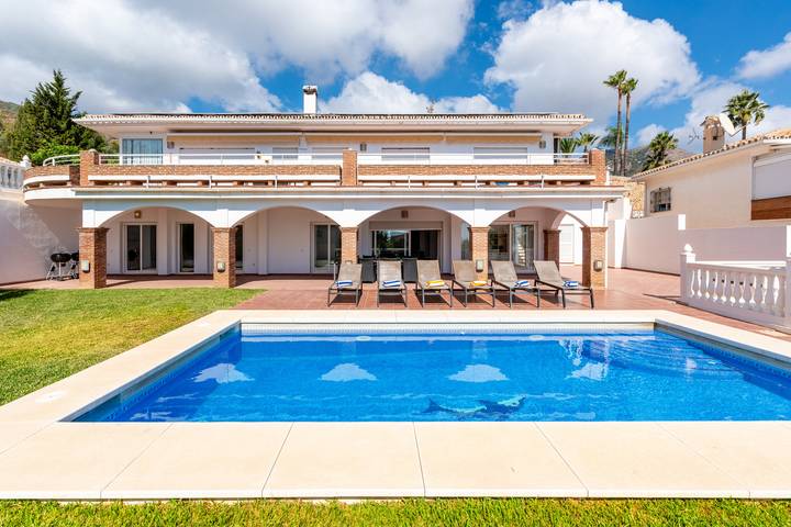 Holiday rental for 15 people in Benalmádena