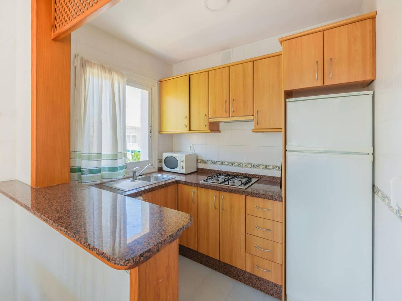 Apartamento entero, Apartamento de vacaciones para 4 personas con jardín in Playa Serena (Roquetas de Mar), Roquetas de Mar