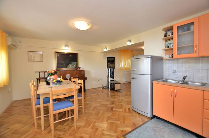 Ferienwohnung für 4 Personen, mit Terrasse in Rijeka - 4