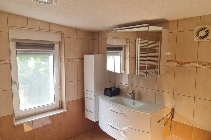 Appartement entier, Appartement rénové, situé au cœur de la vieille ville historique in Mücheln (Geiseltal), Saale-Unstrut