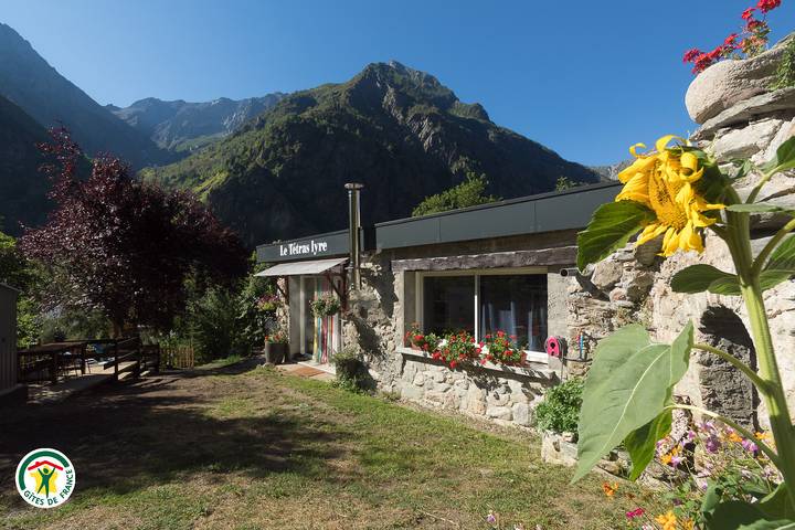 Gîte pour 4 personnes, avec Terrasse et Jardin