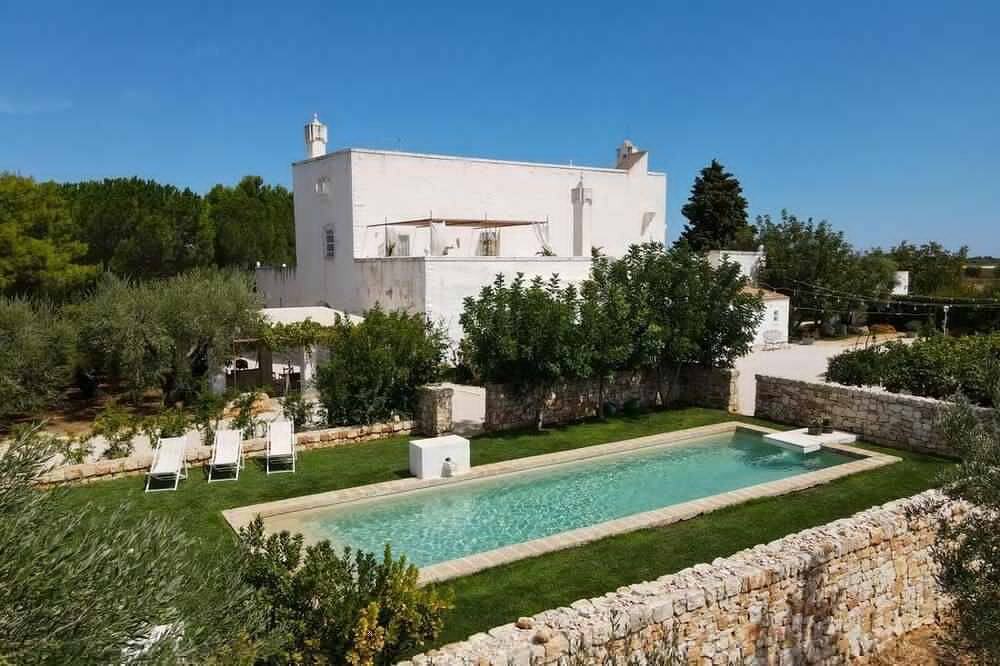 Masseria Le Cerase – An Apulian Masseria for 10 People in Conversano, Province de Bari
