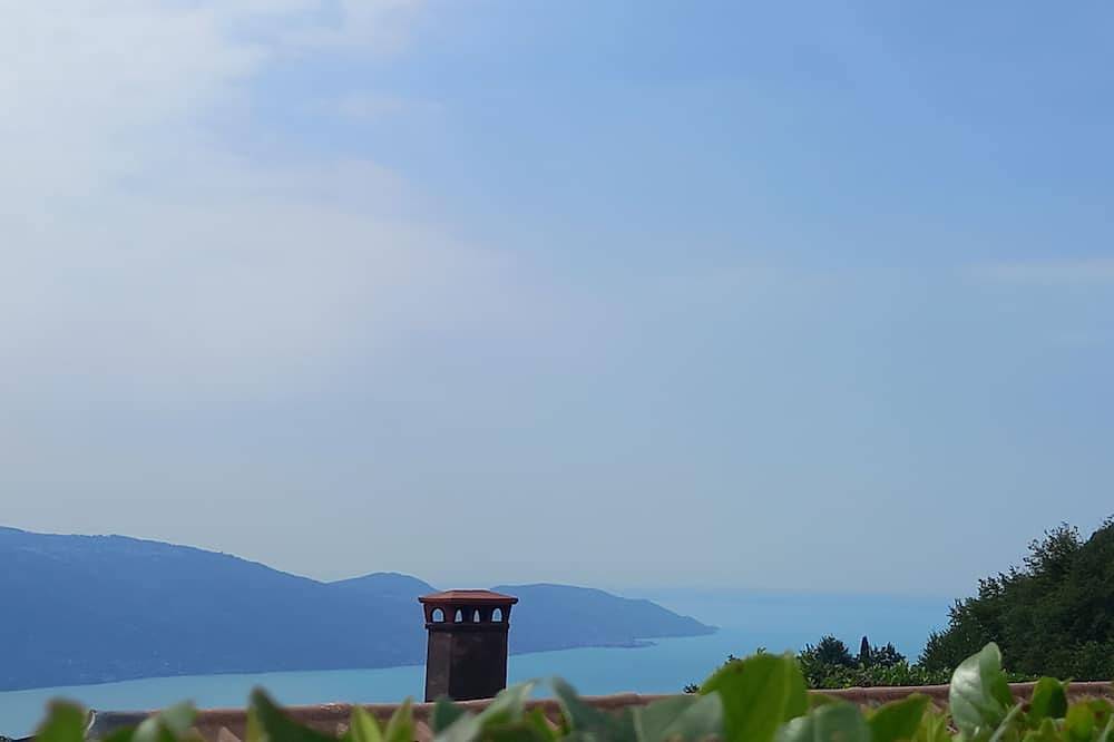 Gemütlicher Ferienbungalow Tignale/Gardola - mit Blick auf den Gardasee in Tignale, Gardasee-Berge