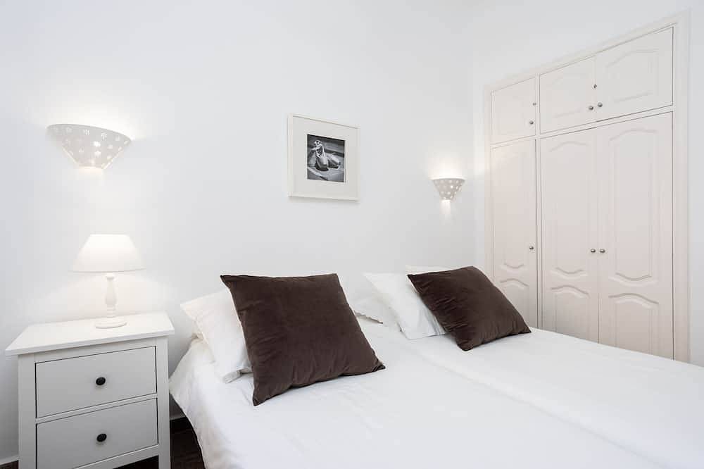 Apartamento entero, Vacaciones románticas refugio en posición con impresionantes Vistas in Playa de los Guíos, Santiago del Teide