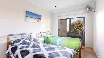 Holiday Home for 9 People in Hawks Nest, Hunter Valley, Photo 1