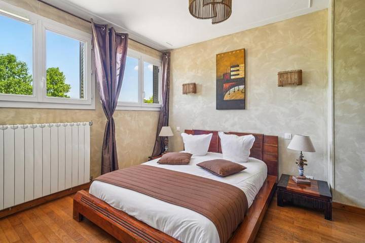 Chambre d’hôte pour 2 personnes, avec vue et terrasse