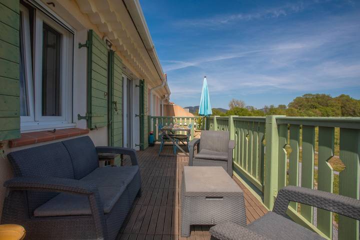 Gîte pour 4 personnes, animaux acceptés à Cogolin