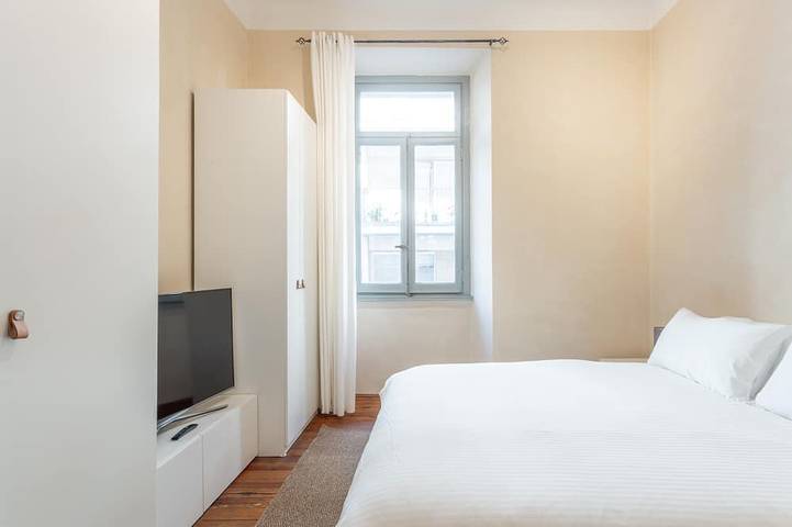 Ferienwohnung für 4 Personen, mit Balkon und Whirlpool in Varese - 4