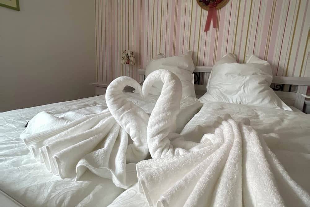 Gemütliche Pension in der Nähe von Bamberg, direkt am Main! in Kemmern, Oberfranken