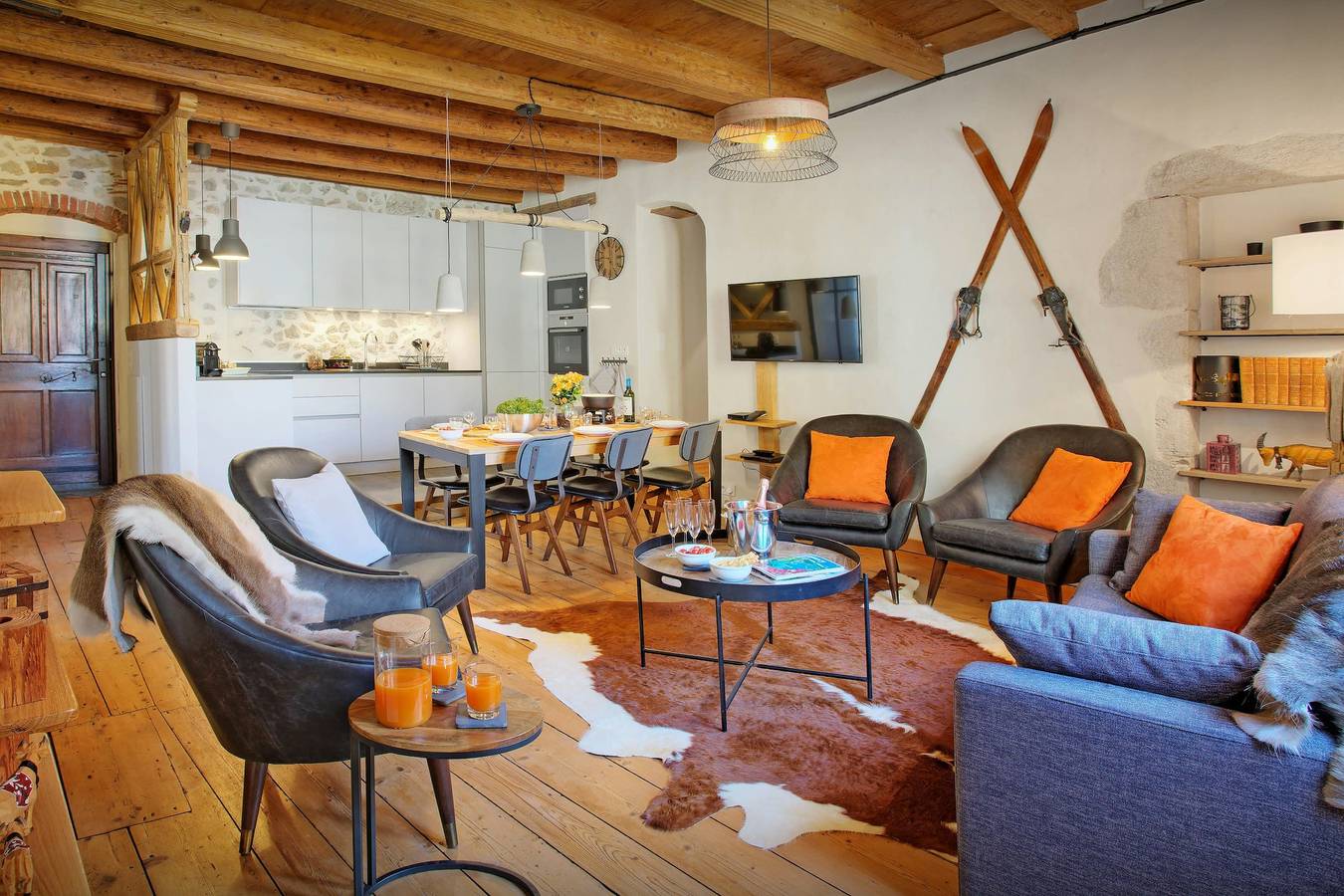 Explore medieval town & lake from luxury apartment for 6 - Ovo Network in Annecy, Annecy (Gemeinde)