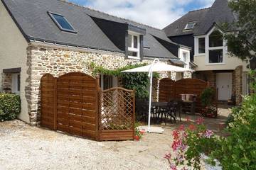 Gîte pour 4 personnes, avec jardin à Pleugriffet