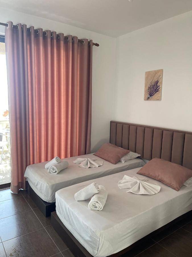 Maison d’hôte pour 4 personnes, avec vue ainsi que jardin et balcon à Saranda - 3