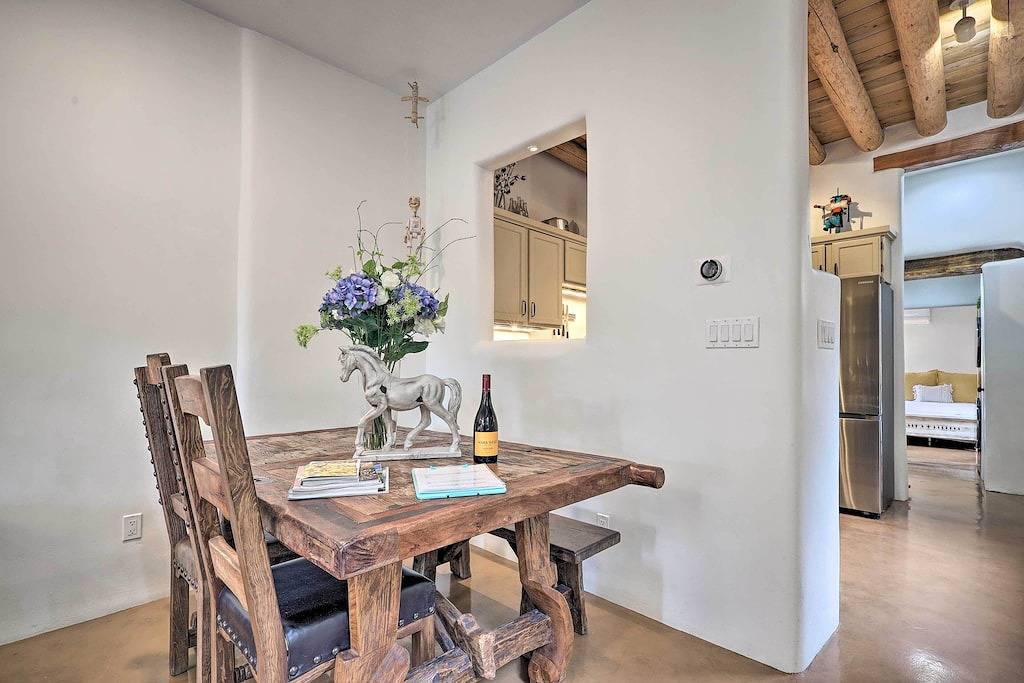 Ganze Wohnung, Neu! Eigentumswohnung mit Patios in Santa Fe Railyard District in Santa Fe, Santa Fe County