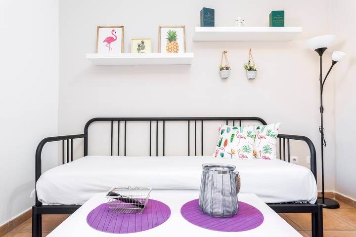 Apartamento entero, Apartamento "Céntrico Lobos" Cerca de la Playa con Balcón y Wi-Fi in Puerto de Corralejo, La Oliva