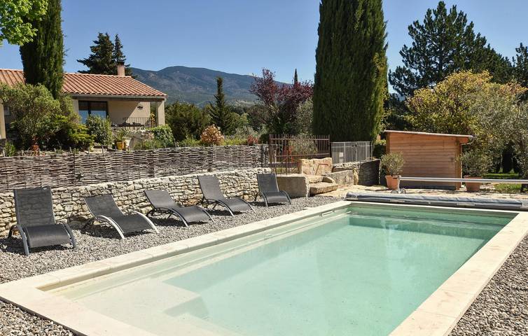 Ferienhaus für 4 Personen, mit Pool und Terrasse sowie Garten in Bédoin - 2