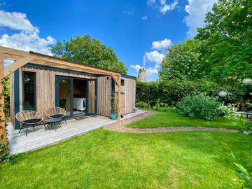 Gîte pour 2 personnes, avec jardin et vue dans Peize