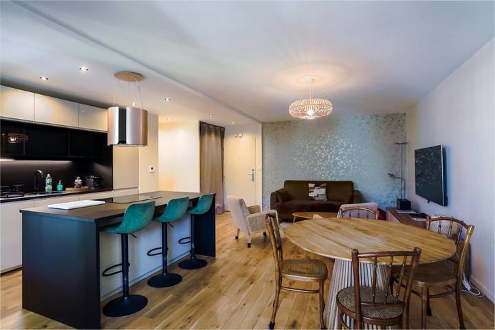 Gîte pour 6 personnes, avec jacuzzi et balcon dans Parc de la Tête d'Or - 2