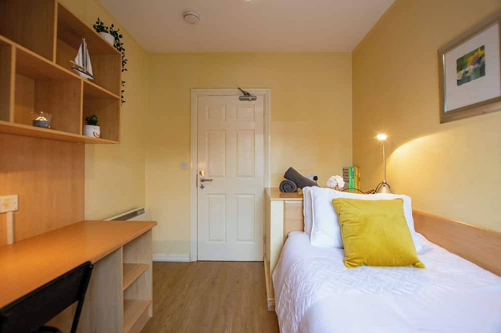 Central 4-Bedroom Home, Galway in Galway, County Galway